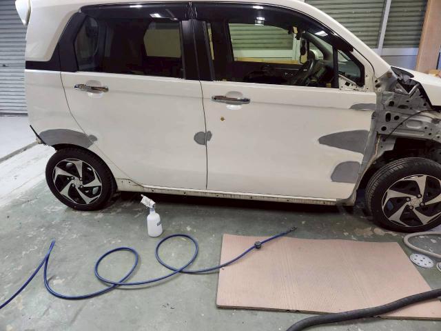 ホンダ　Ｎ－ＷＧＮ　鈑金塗装　右側面　ドア　フェンダー　バンパー