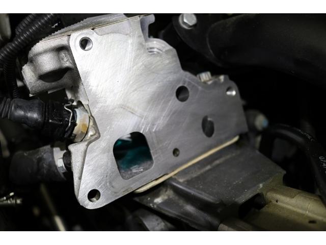 BMW E90 330i エンジンオイル漏れ修理