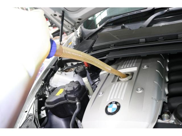BMW E90 330i エンジンオイル交換
