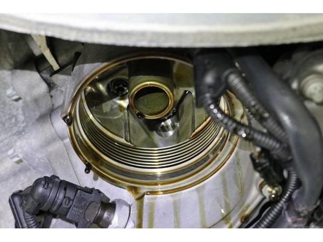 BMW F10 M5 エンジンオイル交換