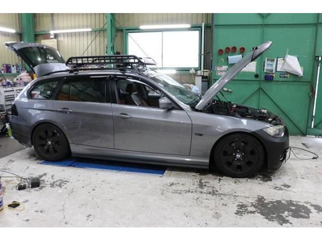 BMW E91 320i 車高調取り付け|グーネットピット BMW E91 320i 車高調取り付け|グーネットピット