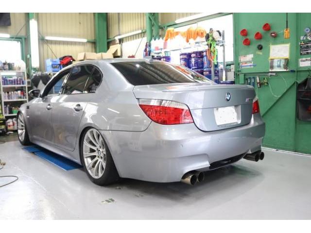 BMW E60 M5 M1 EXHAUST CUSTOM