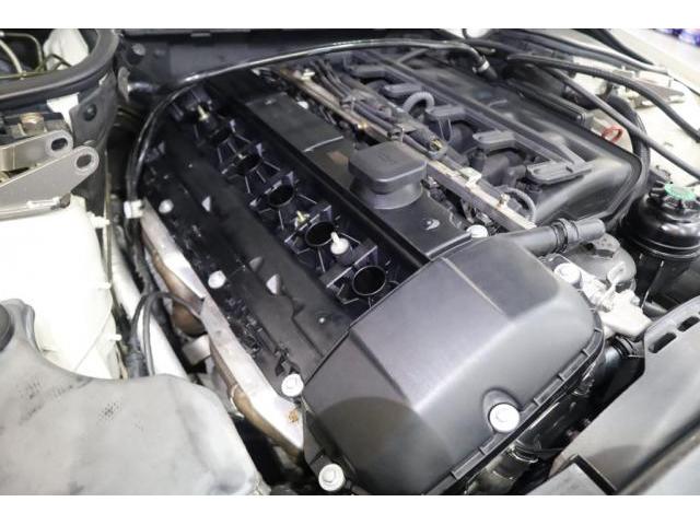 BMW E46 325i M sport エンジンオイル漏れ修理 メンテナンス