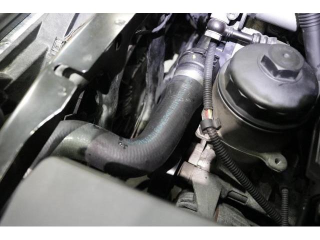 BMW E85 Z4 25i クーラント漏れ修理 メンテナンス