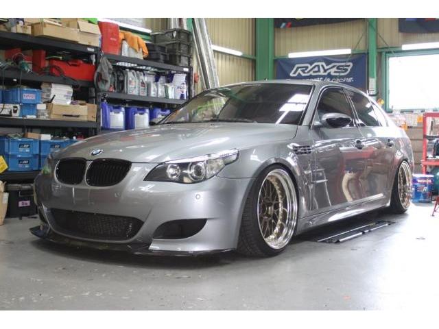 BMW E60 M5 エンジンオイル交換 メンテナンス