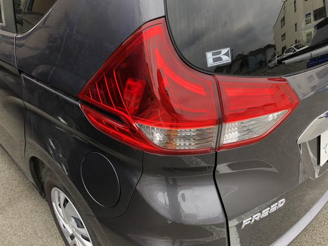 ホンダ　フリード　リアバンパー板金修理　テールランプ交換　兵庫県　大阪府　伊丹市　尼崎市　西宮市　宝塚市　川西市　整備　修理　車検　板金　カスタム　持ち込み　取付 