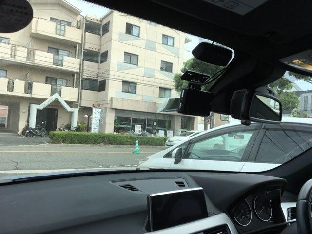 BMW　X1　ドライブレコーダー取り付け　兵庫県　大阪府　伊丹市　尼崎市　西宮市　宝塚市　川西市　整備　修理　車検　板金　カスタム　持ち込み　取付 


