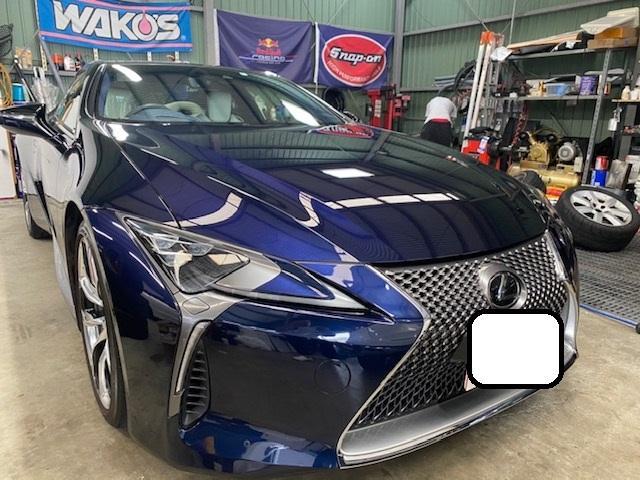 LC500　URZ100　ガラスコーティング施工　シートクリーニング　兵庫県　大阪府　伊丹市　尼崎市　西宮市　宝塚市　川西市　整備　修理　車検　板金　カスタム　持ち込み　取付