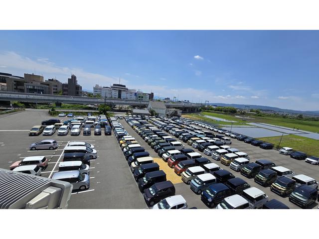 株式会社 カミタケモータース奈良店(3枚目)