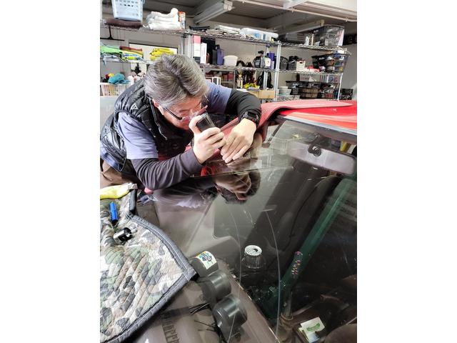 京都市　伏見区　輸入車修理　 GX７１　クレスタ　フロントガラスリペア