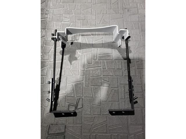 トリプルエス　京都　外車、輸入車修理　トヨタ　ハイエース　サブバッテリー取付　K様依頼