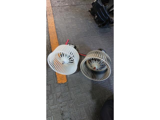 トリプルエス　京都　外車、輸入車修理　K様　BMW　５シリーズ　F10　ブロアモーター交換