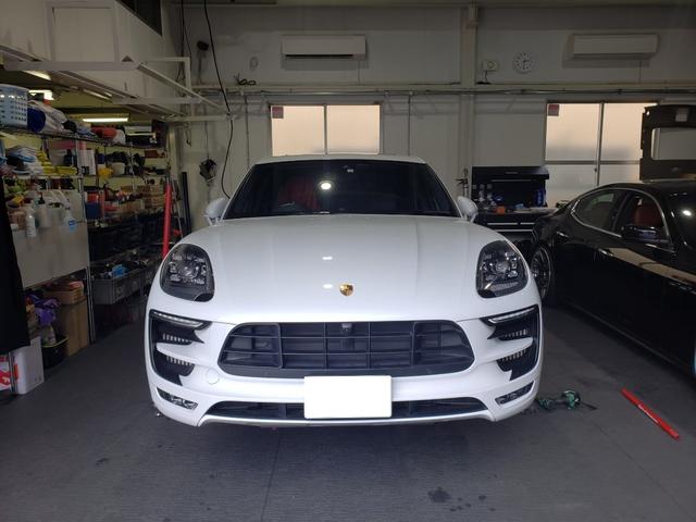 トリプルエス　京都　外車、輸入車修理　ポルシェ　マカン　タイヤ交換