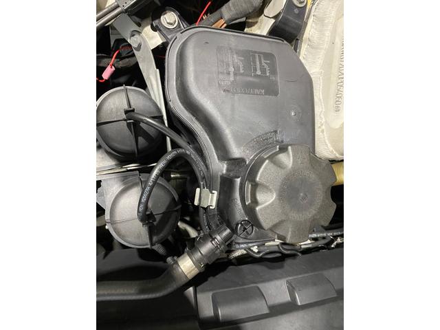 トリプルエス　京都　外車、輸入車修理　Ｈ様　335ⅰ　ＬＬＣ　サブタンク交換