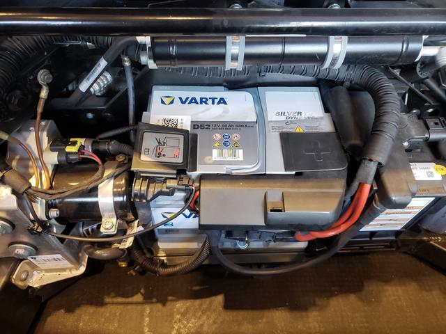 トリプルエス 京都 外車、輸入車修理 T様 アヴェンタドールSV バッテリー交換