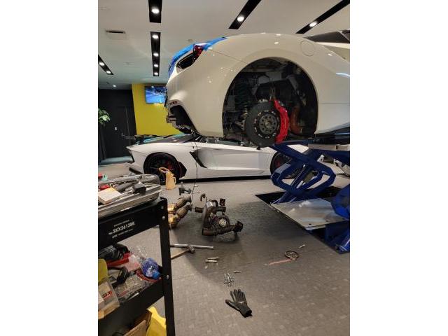 トリプルエス　京都　外車　輸入車整備　
フェラーリ　Ferrari 488 スパイダー　spider パワークラフト　可変マフラー　マフラー交換