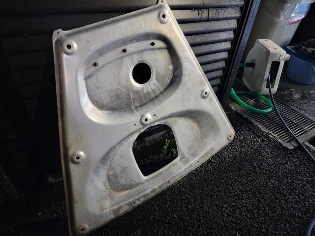 トリプルエス　京都　外車　輸入車整備　京都府　O様　BMW M3  オイル漏れ　点検　洗浄　フィラーキャップ　交換