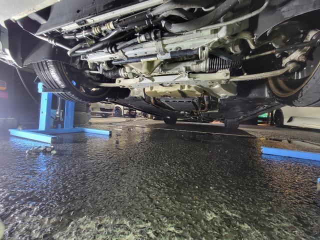 トリプルエス　京都　外車　輸入車整備　京都府　O様　BMW M3  オイル漏れ　点検　洗浄　フィラーキャップ　交換
