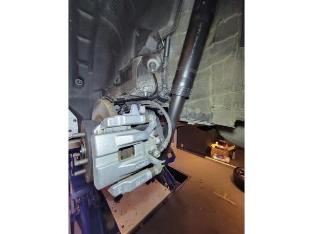 トリプルエス　京都　外車　輸入車整備　京都府　K様　トヨタ　ノア　納車前点検　法定点検