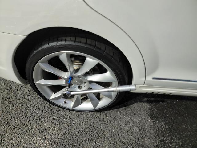 トリプルエス　京都　外車　輸入車整備　京都府　F様　メルセデスベンツ　Ｓクラス　タイヤ交換　サスペンション・足回りパーツ取付