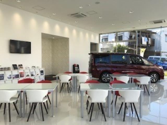 Honda Cars 大阪 外環六万寺店(3枚目)