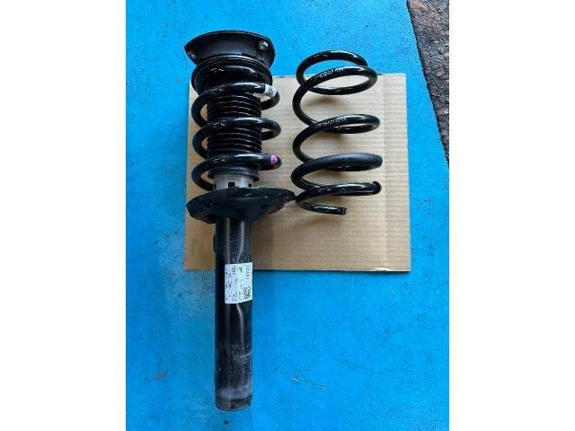 アウディ　ＲＳ３スポーツバック　ダウンサス取付