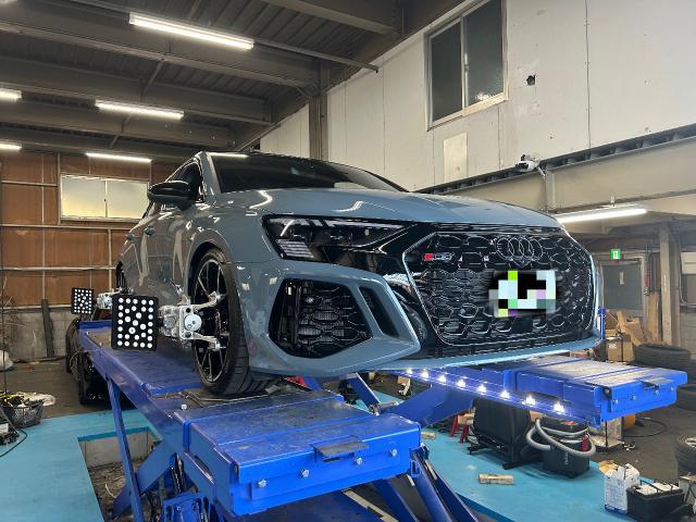 アウディ　ＲＳ３スポーツバック　ダウンサス取付