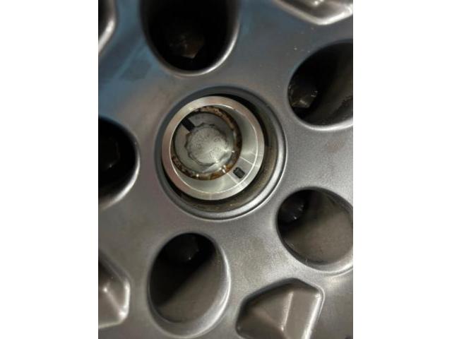 アウディ RS3　ワンオフハブ延長