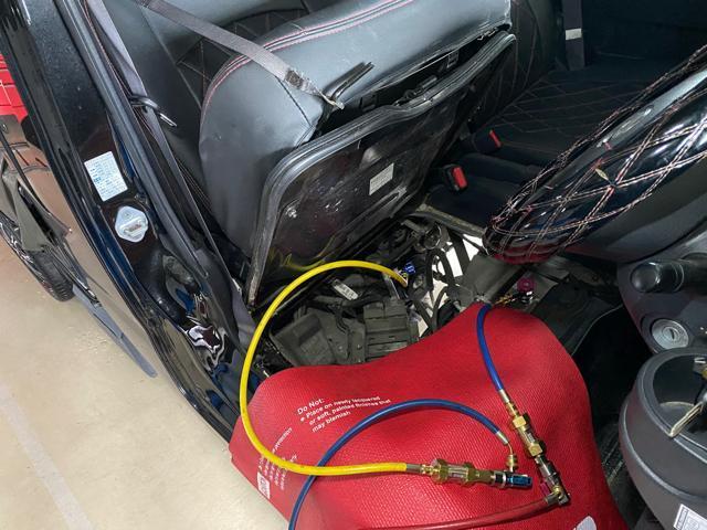 エアコンフラッシング　作業実績100件以上　ダイハツ　ハイゼットトラック　EBD-S500P　地域密着　整備工場　車検　修理　鈑金　塗装　パーツ持込取付　奈良　大和高田市　橿原市　葛城市　香芝市　御所市　広陵町　田原本町