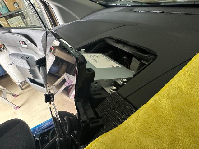 トヨタ　シエンタハイブリッド　6AA-MXPL10G　新車ご成約　コーティング　TVキャンセラー　フィルム施工　奈良　大和高田市　橿原市　葛城市　御所市　香芝市　桜井市　広陵町　田原本町　大阪　京都　和歌山　三重