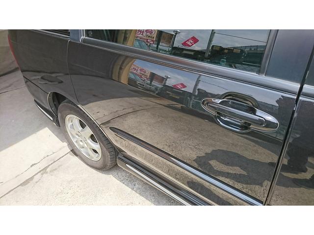 マツダMPV ドア修理　鈑金塗装