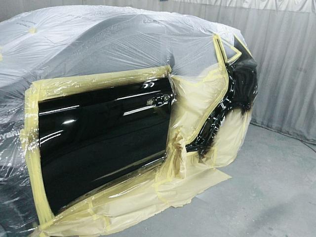 ハリヤー　修理　高級車もお任せ下さい！
保険修理もご安心ください