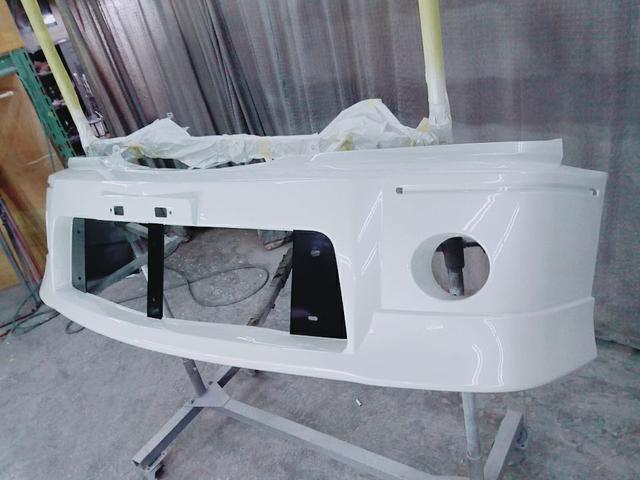 ニッサン　プレマシー　ライダー
バンパー本気の修理！