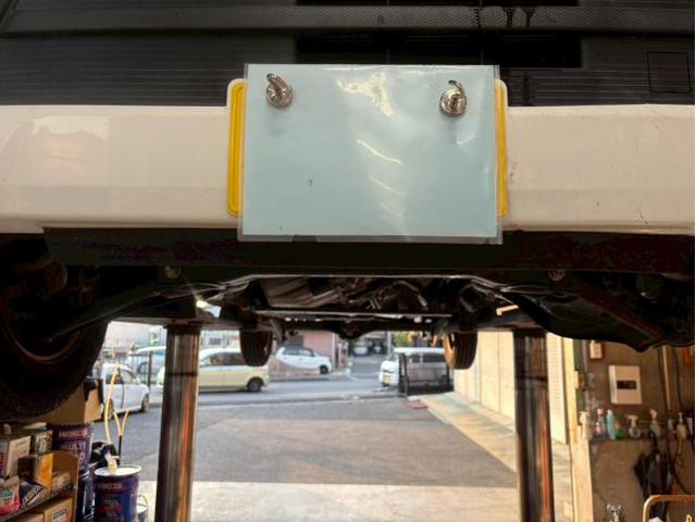 ダイハツ　ハイゼットバン　事故修理　エンジン異音　水漏れ修理　タイヤ交換