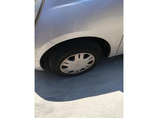 ホンダ　フィット　タイヤ交換