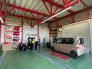 車検はもちろん、修理、タイヤ、オイル、バッテリー、保険、鈑金塗装、車の事なら何でも当店にお任せ下さい