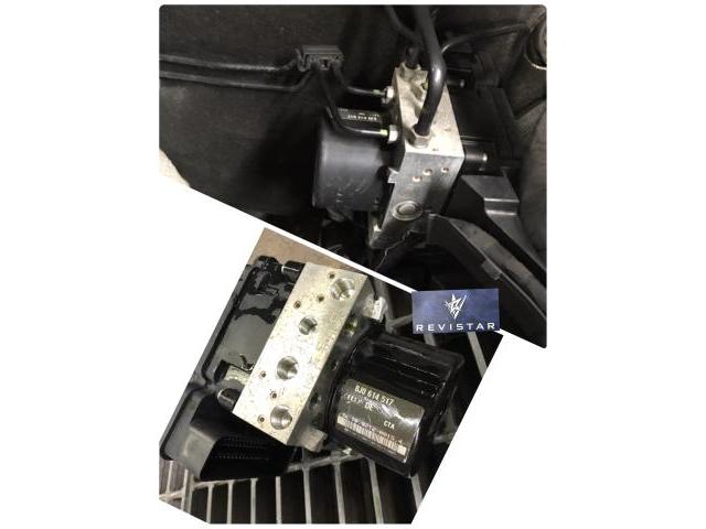 アウディ　TT ABSポンプ修理　（REVISTAR奈良）
