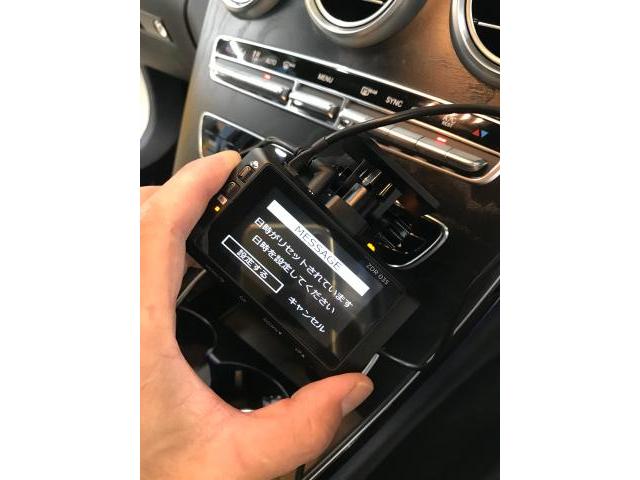 メルセデスベンツ　C200ワゴン　持ち込みドライブレコーダー取り付け(REVISTAR奈良)