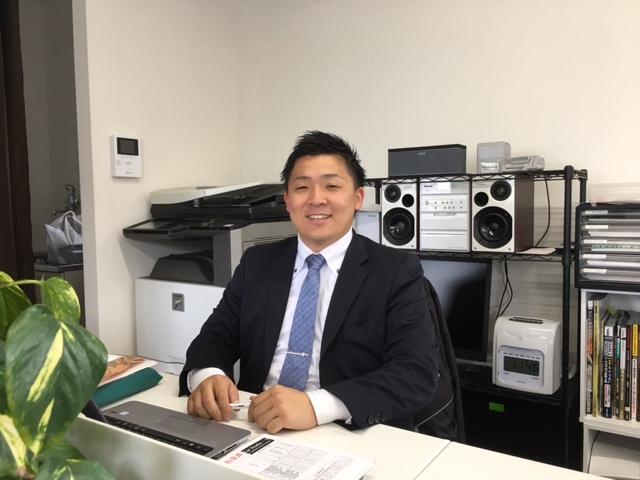 スタッフ紹介1