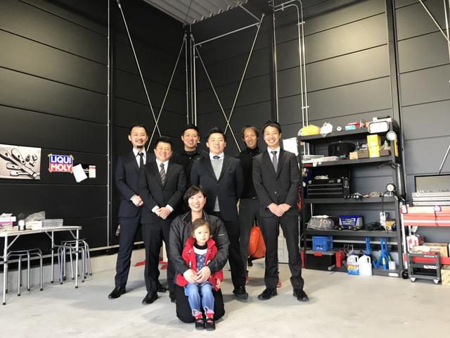 スタッフ紹介2
