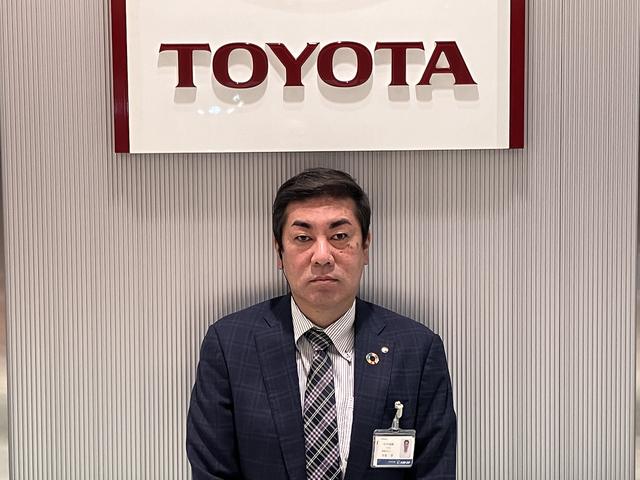 スタッフ紹介2