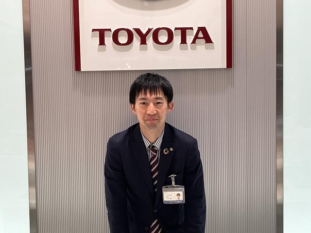 スタッフ紹介3