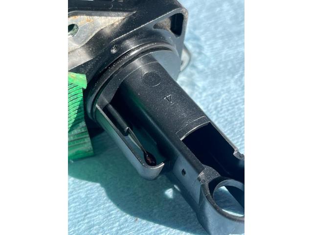 アルファード　チェックランプ点灯（P０１７１）　岸和田市　自動車販売　自動車買取査定　自動車任意保険　鈑金修理　車検　点検 お車のことならお気軽にご相談ください
