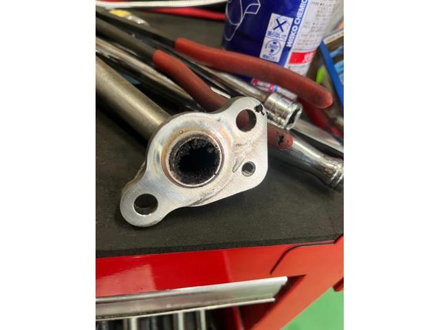 プリウスZVW30 チェックランプ点灯　岸和田市　自動車販売　自動車買取査定　自動車任意保険　鈑金修理　車検　点検 お車のことならお気軽にご相談ください