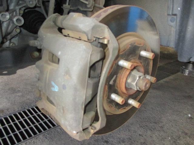 ラジエター交換作業　ニッサン　セレナ　C25　大阪府　大阪市　松原市　堺市