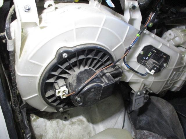 エアコン異常　マツダ　タイタン　LHR85　大阪府　大阪市　松原市　藤井寺市　富田林市