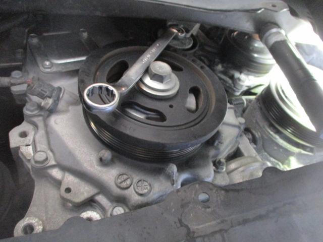 CVTオイル圧送交換　過走行車も作業します　トヨタアルファード　車検整備　大阪府　大阪市　堺市　松原市