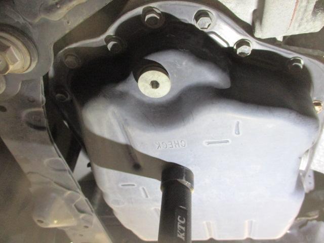 CVTオイル圧送交換　過走行車も作業します　トヨタアルファード　車検整備　大阪府　大阪市　堺市　松原市