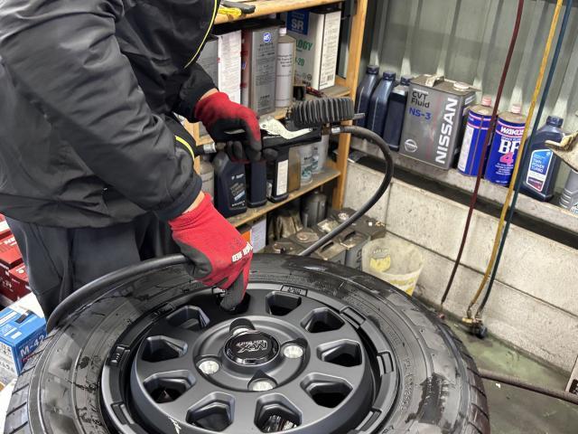 スズキ　エブリイ　部品お店手配　取付　安い　和泉市部品取付　泉大津市部品取付　高石市部品取付　堺市部品取付　岸和田市部品取付　南大阪部品取付　泉州部品取付　土日祝営業　自社工場　無料代車貸し出し　無料見積もり　