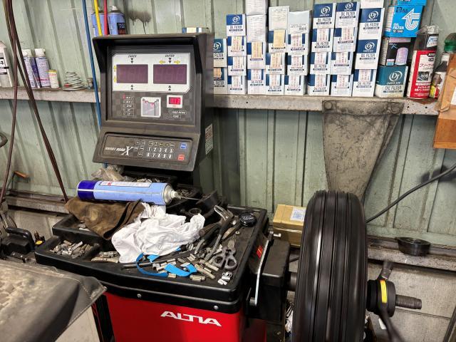 スズキ　エブリイ　部品お店手配　取付　安い　和泉市部品取付　泉大津市部品取付　高石市部品取付　堺市部品取付　岸和田市部品取付　南大阪部品取付　泉州部品取付　土日祝営業　自社工場　無料代車貸し出し　無料見積もり　